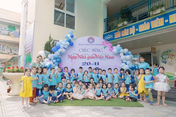 Lễ đón bằng khen của UBND TP. Hà Nội - Kỷ niệm 40 năm ngày Nhà giáo Việt Nam (20/11/1982 - 20/11/2022)