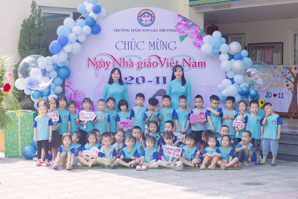 Các bé MGN B1 với hoạt động chào mừng ngày  Nhà giáo Việt Nam 20/11 