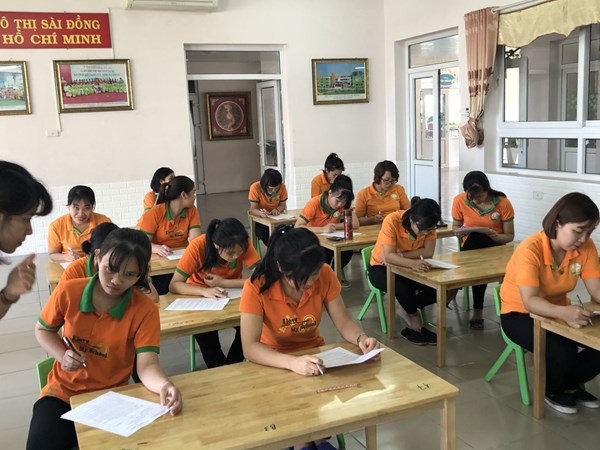 Đoàn viên Công Đoàn trường mầm non Đô Thị Sài Đồng tích cực tham gia cuộc thi  Tìm hiểu kiến thức về vệ sinh an toàn lao động