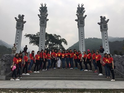 Chi Đoàn trường MNCLC Đô Thị Sài Đồng tích cực chung tay đẩy lùi dịch bệnh Covid-19