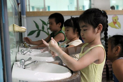 Những điều cần biết khi điều trị bệnh chân tay miệng