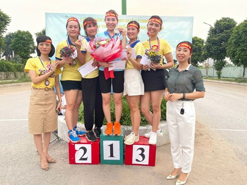 Trường mầm non Gia Thượng tổ chức thành công giải chạy báo Hà Nội với lần thứ 47 vì hòa bình và chào đón Seagame 31