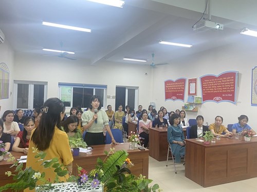 Trường mầm non Gia Thượng  tổ chức tuyên truyền pháp luật tới phụ huynh và cán bộ giáo viên nhân viên trong nhà trường