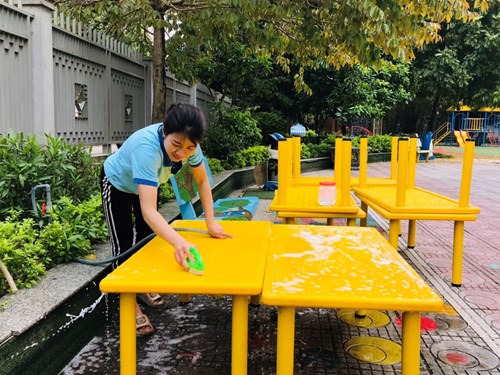 Gia Thuong Kindergarten, general cleaning of the whole school is ready to welcome the children to class