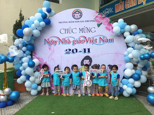 Lế  kỷ niệm 40 năm ngày nhà giáo việt nam của trường MN Gia Thượng và đón nhận bằng ken của UBND thành phố Hà Nội