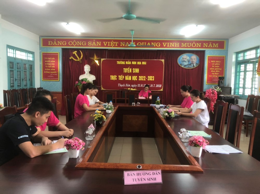 Trường MN Hoa Mai tổ chức tuyến sinh năm học 2022-2023