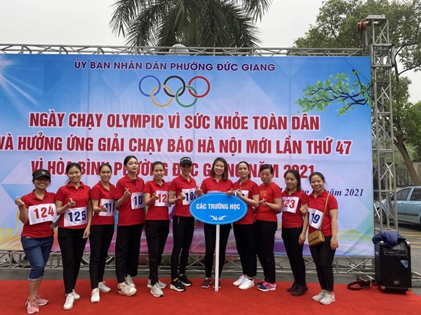 Trường mầm non Hoa Sen tham gia Ngày chạy Olympic vì sức khỏe toàn dân do UBND phường Đức Giang tổ chức