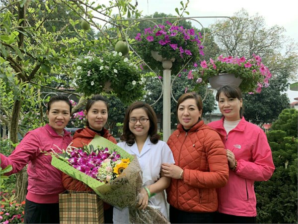 Chúc mừng đồng chí nhân viên y tế nhân kỷ niệm ngày Thầy thuốc Việt Nam