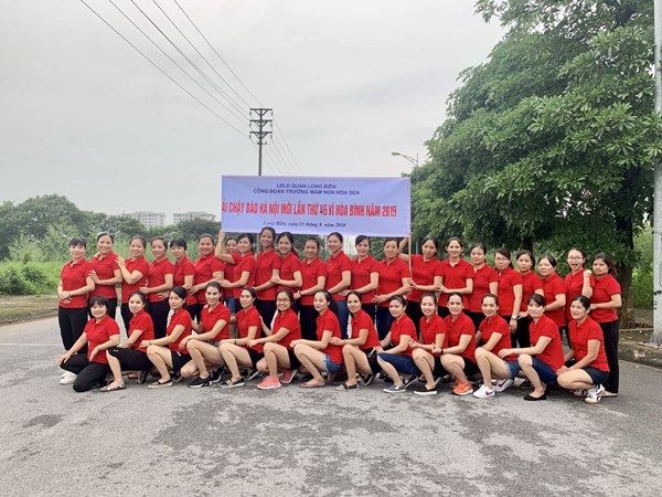 Công đoàn trường mầm non Hoa Sen hưởng ứng giải chạy Báo Hà Nội mới mở rộng lần thứ 46 Vì hòa bình năm 2019