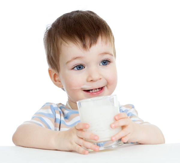5 điều cần biết về sữa đối với trẻ em