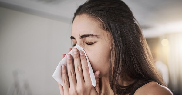 Mùa lạnh: Đừng nhầm lẫn triệu chứng COVID-19 với cảm lạnh!