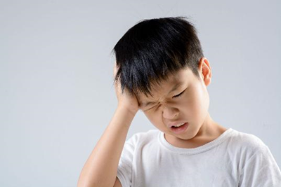 Cách xử trí đúng khi trẻ bị nhức đầu cha mẹ cần biết