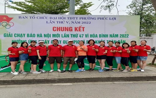 Trường mầm non Phúc Lợi tham gia chung kết giải chạy báo Hà Nội lần thứ 47 vì hòa bình năm 2022 do UBND phường Phúc Lợi tổ chức