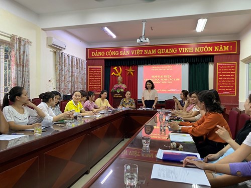 Trường MN Việt Hưng triển khai công tác họp PHHS đầu năm học 2020-2021!