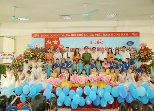 Trường mầm non Việt Hưng hân hoan chào đón ngày khai giảng năm học mới 2022-2023