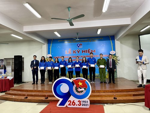 Hoạt động chào mừng Lễ kỷ niệm 90 năm Ngày thành lập Đoàn TNCS Hồ Chí Minh (26/3/1931-26/3/2021) của Chi đoàn Trường MN Việt Hưng!