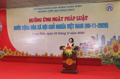 Hưởng ứng Ngày Pháp luật nước Cộng hòa XHCN Việt Nam năm 2020 Tại trường TH Ngọc Thụy, quận Long Biên