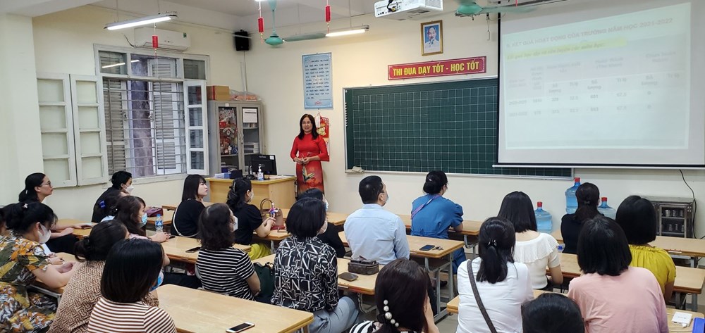 Trường Tiểu Học Ái Mộ A Tổ chức họp cha mẹ học sinh cuối năm