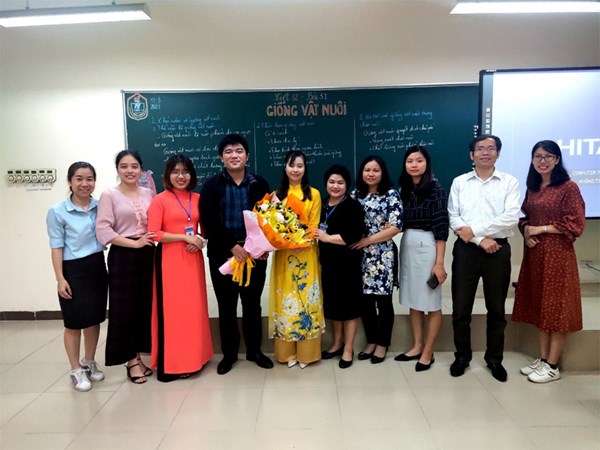 Tiết thi Giáo viên dạy giỏi cấp Quận môn Công nghệ của cô giáo Nguyễn Ngọc Ánh