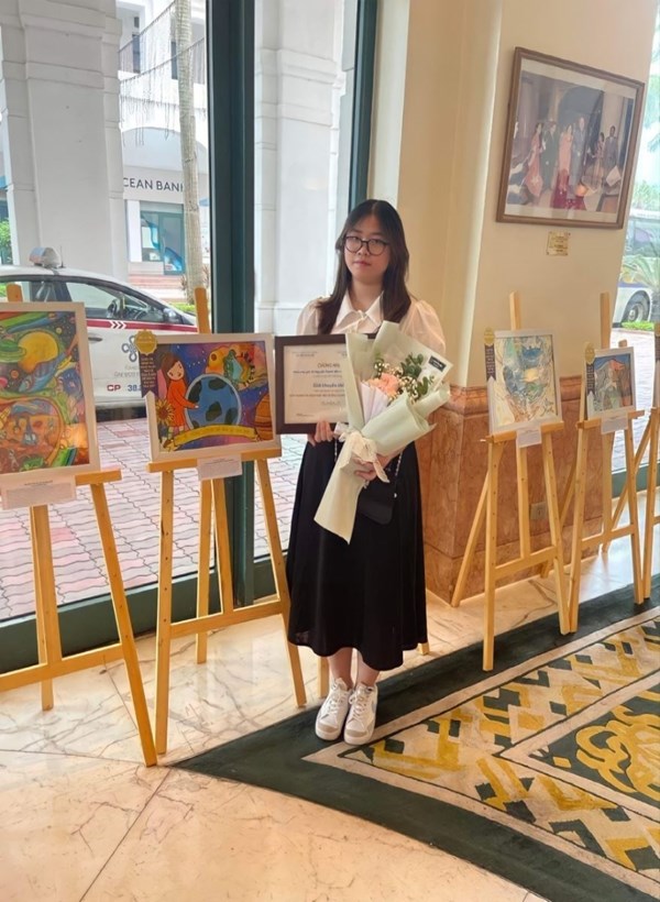 Trường THCS Sài Đồng rất vinh dự có học sinh đạt giải cuộc thi sáng tác nghệ thuật với chủ đề “Bảo vệ tầng ozone để bảo vệ khí hậu Trái Đất” 