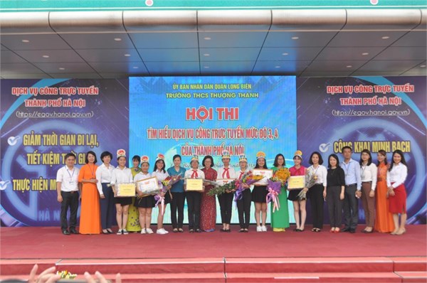 Trường THCS Thượng Thanh tổ chức làm điểm Hội thi tìm hiểu dịch vụ công trực tuyến mức độ 3,4 cho UBND quận Long Biên