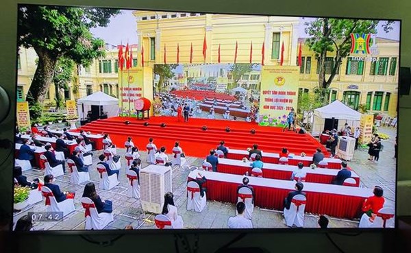 Trường tiểu học Đức Giang với lễ khai giảng online