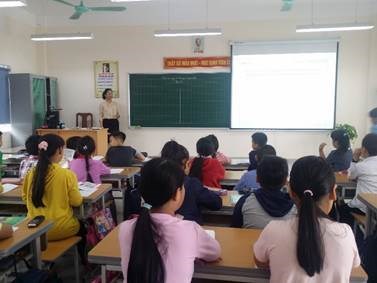 Tiểu học Đức Giang triển khai dạy học áp dụng kĩ thuật nhóm chuyên gia.
