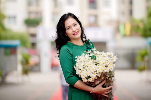 Cô giáo Nguyễn Hoa Thành - Tự hào nghề Trồng người