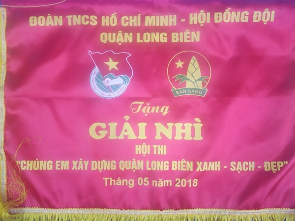 Đoàn TNCS Hồ Chí Minh tặng Giải nhì trường TH Long Biên hội thi  Chúng em xây dựng quận Long Biên xanh - sạch - đẹp 