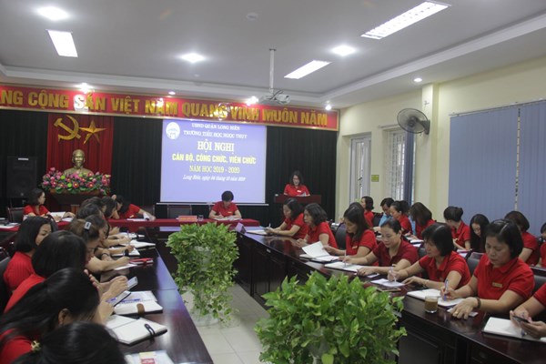 Trường Tiểu học Ngọc Thụy tổ chức Đại hội Cán bộ, viên chức năm học 2019 - 2010