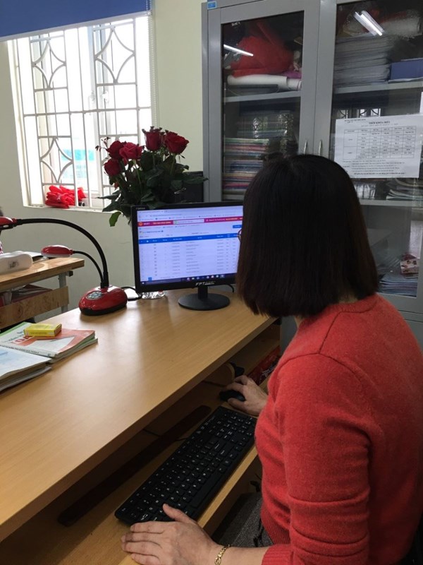 Cô giáo Nguyễn Thị Thanh Loan đi đầu trong ứng dụng CNTT
