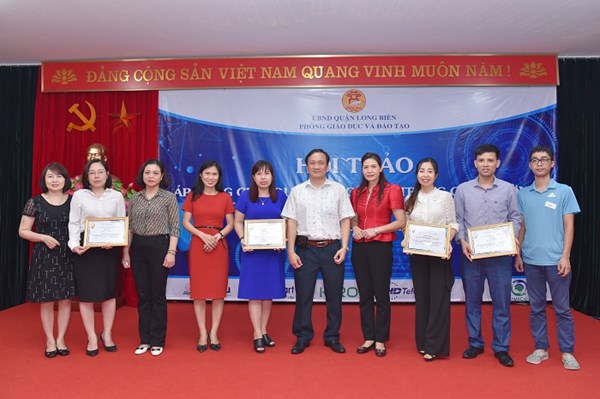 Quận Long Biên: Gần 200 cán bộ quản lý, giáo viên được trang bị kiến thức về giáo dục thông minh