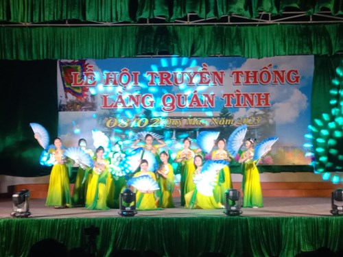 Video múa biểu diễn Hội làng  Quán Tình của giáo viên trường MN Giang Biên