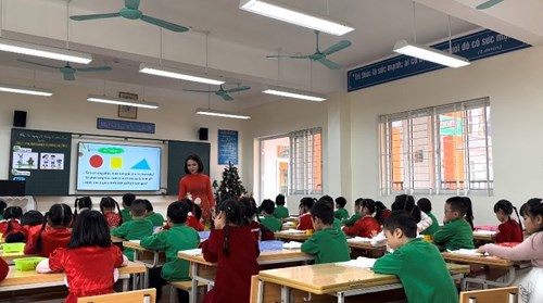 Tiết dự thi giáo viên Giỏi môn Toán của cô giáo Nguyễn Trà My – GVCN lớp 1A2