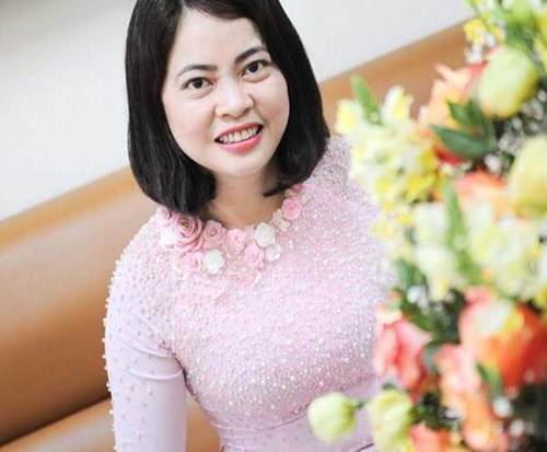 Cô giáo Nguyễn Thị Quyên - BTCB, Hiệu trưởng trường Mầm non Ánh Sao - Gương người điển hình tiên tiến, người tốt việc tốt ...