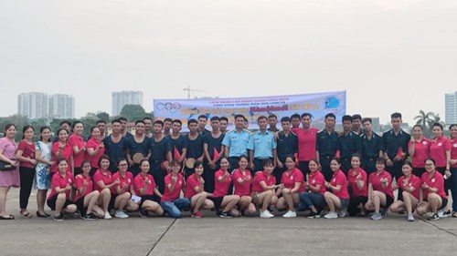 Công đoàn Trường MN Chim En   Hưởng ứng giải chạy báo Hà Nội mới lân thứ 46 