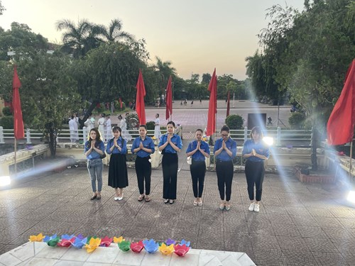 Tuổi trẻ MN Đô Thị Việt Hưng sôi nổi với nhiều hoạt động ý nghĩa trong tháng 7 tri ân
