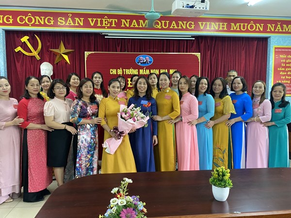 Chi bộ trường Mầm non Hoa Mai tổ chức thành công đại hội chi bộ nhiệm kỳ 2022-2025