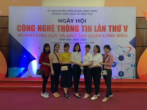 Trường MN Thạch Bàn tham dự Ngày Hội CNTT lần thứ V Ngành GD&ĐT quận Long Biên “Chuyển đổi số trong giáo dục” năm học 2020-2021